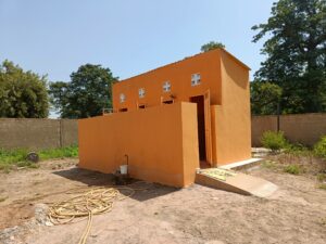 construction de toilettes pour les filles au sénégal